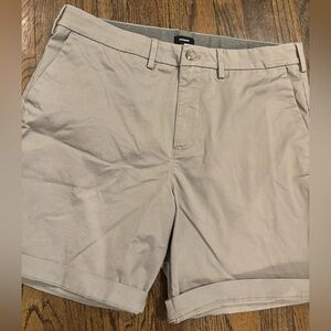 Express Men's Beige Flat Front Shorts slim above the knee 8” inseam